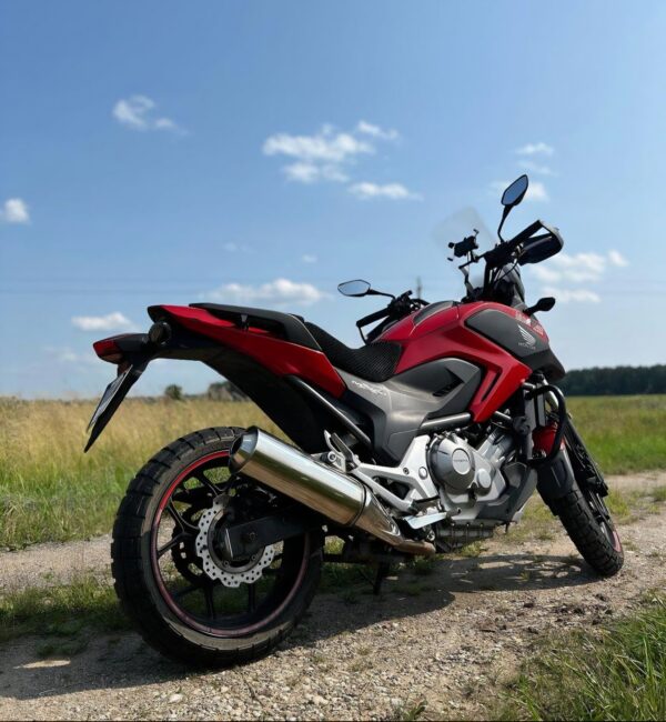 Honda NC700 kelioninio motociklo nuoma Vilniaus rajone