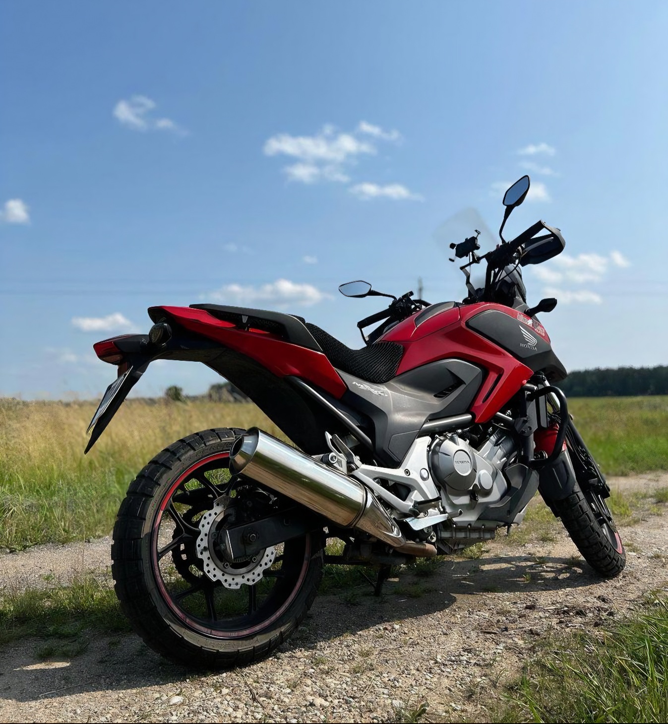 Honda NC700 kelioninio motociklo nuoma Vilniaus rajone