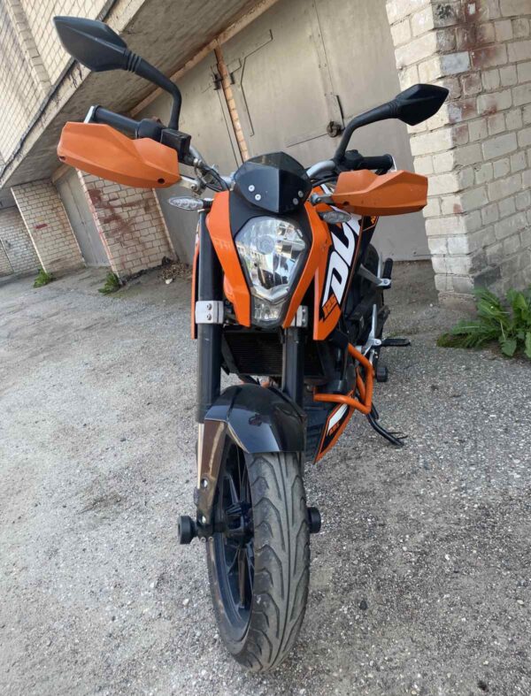 KTM Duke125 motociklas miesto važiavimui Vilniuje