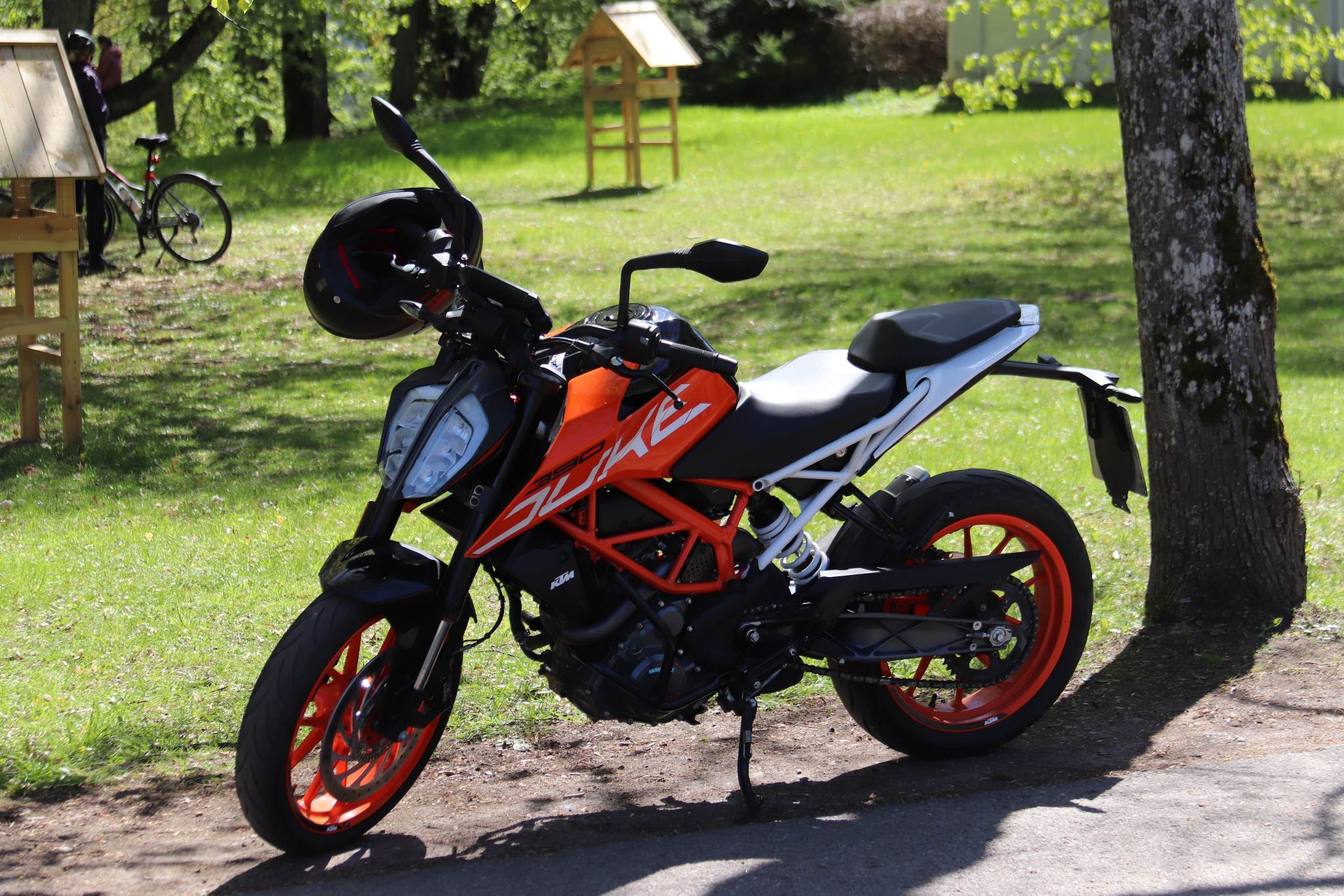 KTM Duke390 motociklo nuoma Vilniaus rajone