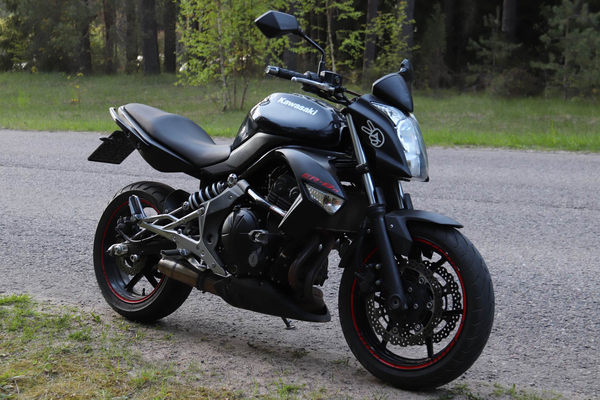 Kawasaki ER6n, A2 kategorijos motociklo nuoma Vilniuje ir Vilniaus rajone