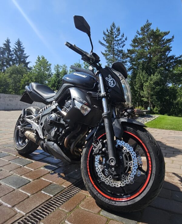 Kawasaki ER6n, A2 kategorijos motociklo nuoma Vilniuje
