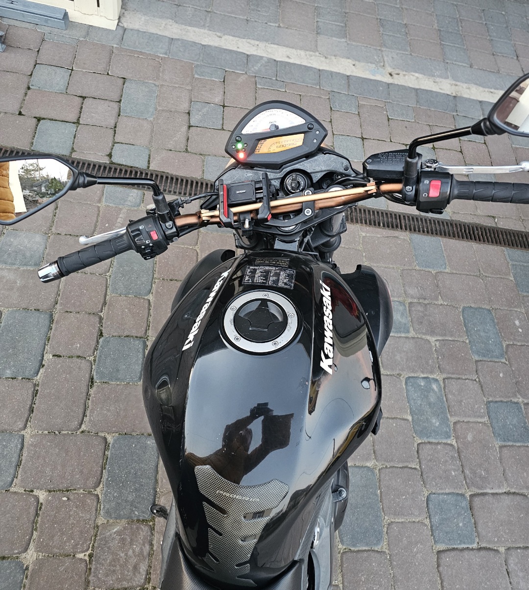 Kawasaki ER6n, A2 kategorijos motociklas miesto važiavimui Vilniuje