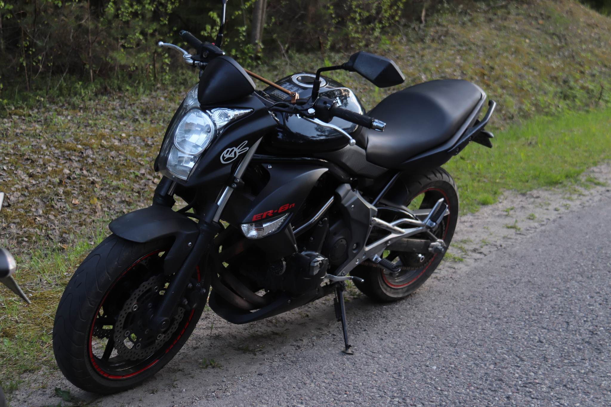 Kawasaki ER6n street tipo motociklo nuoma Vilniuje