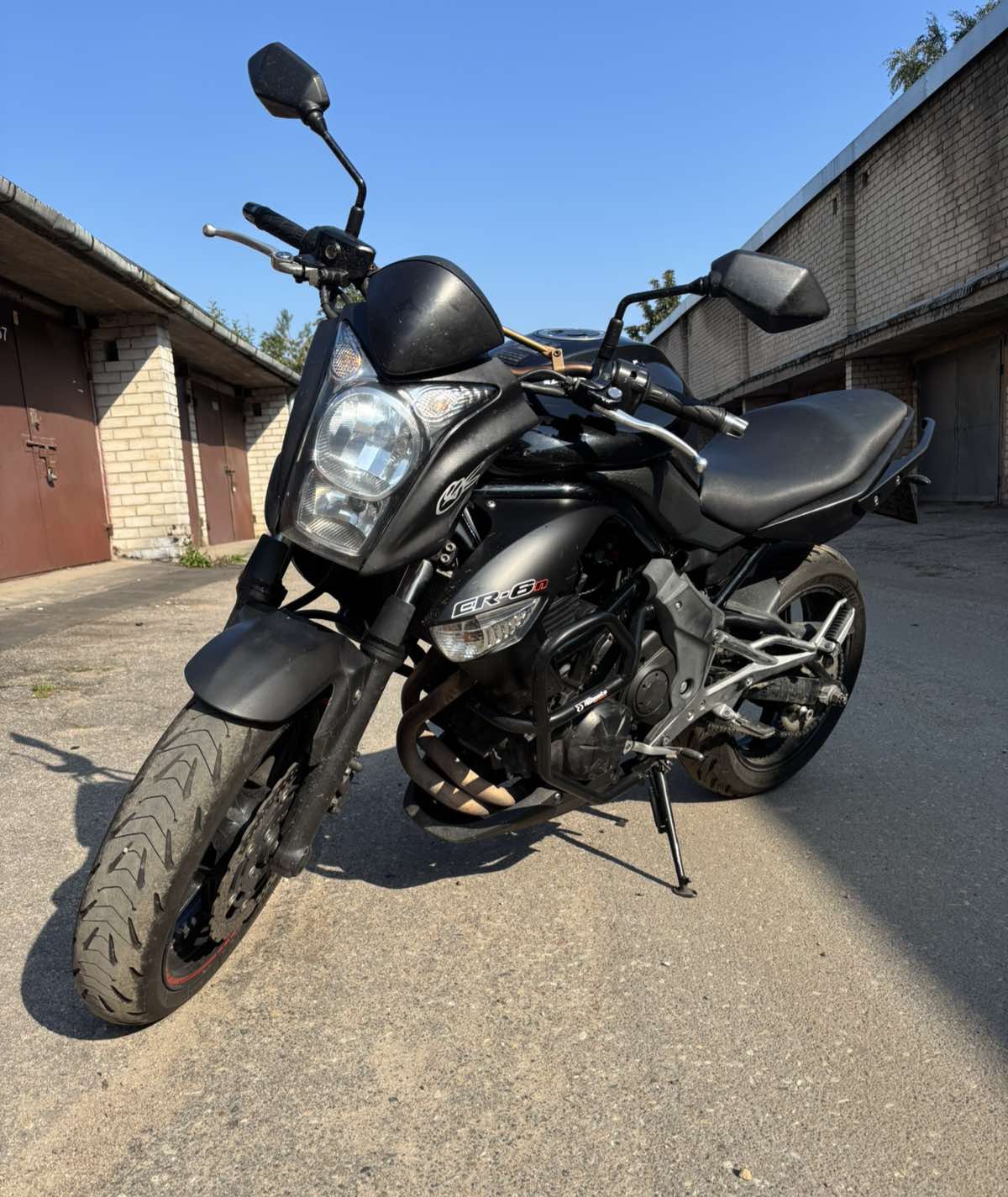 Kawasaki ER6n motociklo nuoma Vilniuje
