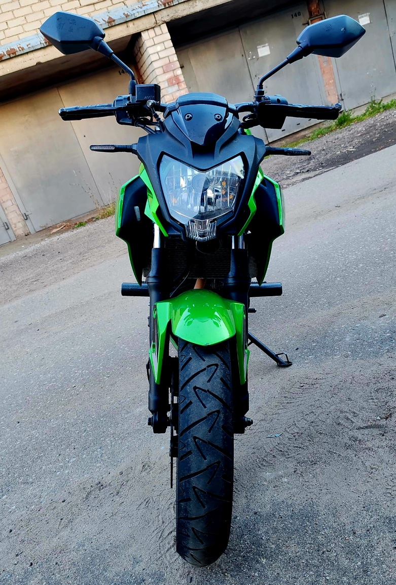 Kawasaki Z125, A1/B100 kategorijos motociklo nuoma Vilniuje