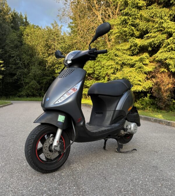 Piaggio ZIP50 motorolerio 50cc nuoma Vilniuje Ozo g.
