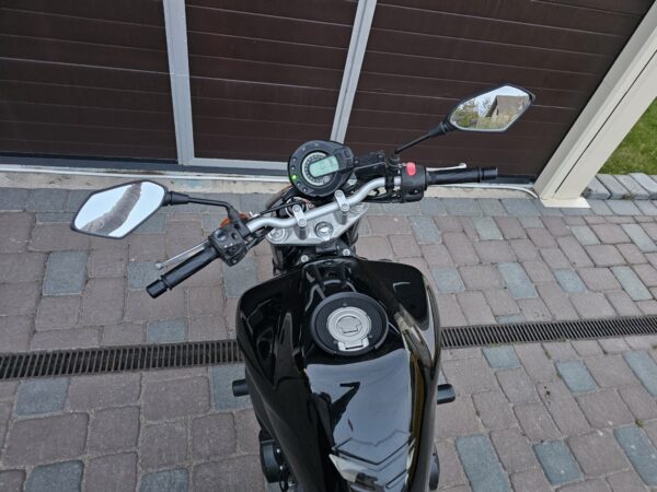Yamaha FZ6n motociklas nuomai Vilniuje